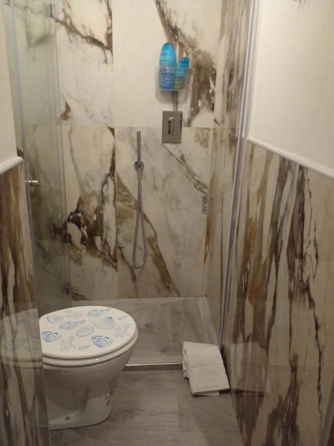 Home332 ลาสเปเซีย ภายนอก รูปภาพ